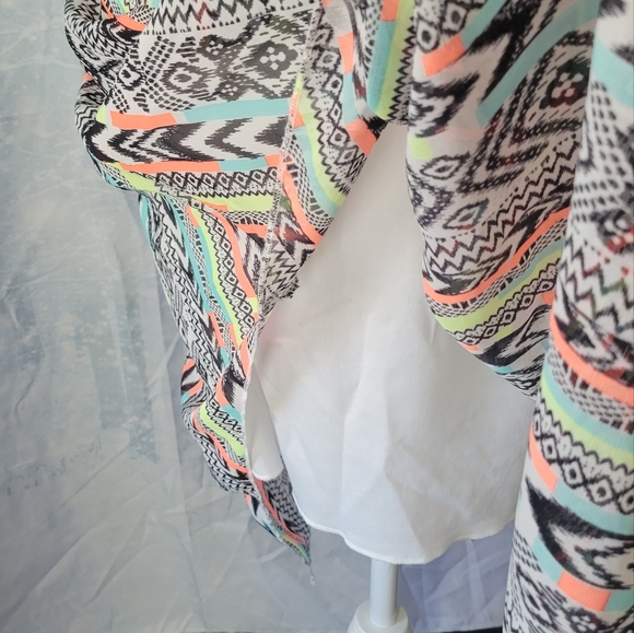 No boundaries lady's summer dress...id#025 - Picture 4 of 5